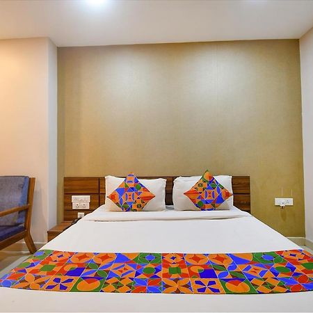 Fabhotel Royal Crystal Bhubaneswar Esterno foto